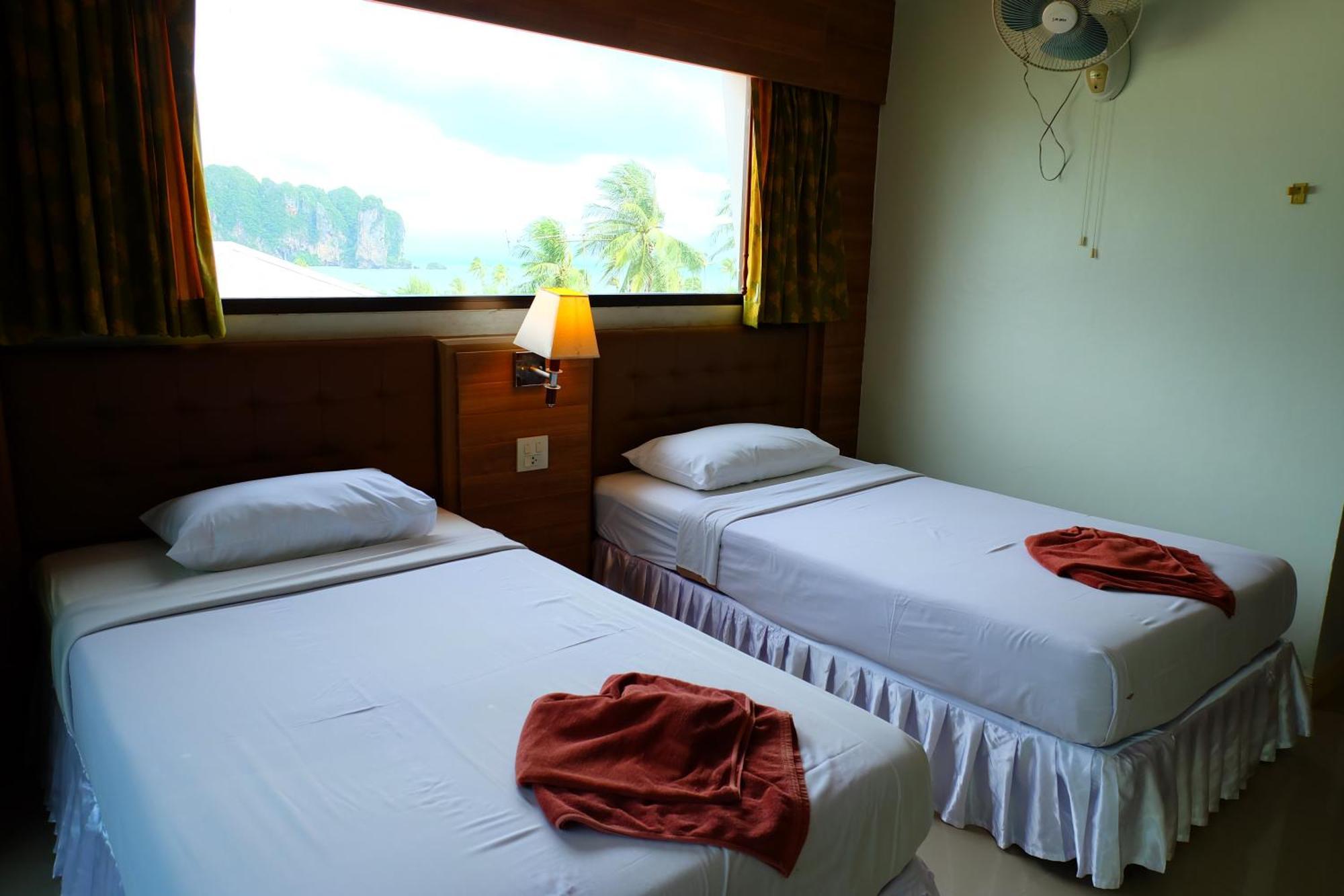 Twin Room with View